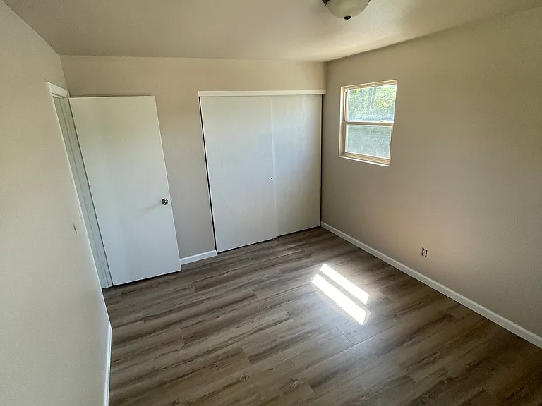 9309 Florence Dr — Photo 5