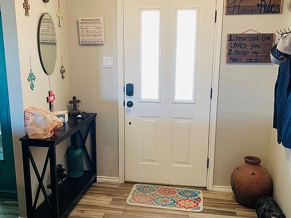3rd image of 3410 Sequoia Cir