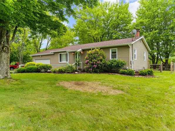 1304 Sodom Hutchings Rd SE, Vienna, OH 44473