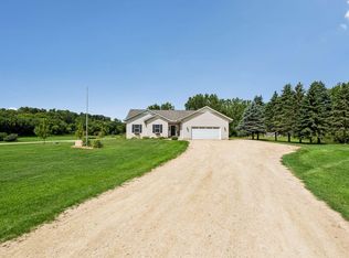 23775 Leeann Dr, Hampton, MN 55031