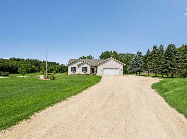 23775 Leeann Dr, Hampton, MN 55031