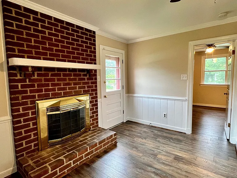 2517 Williams St — Photo 30