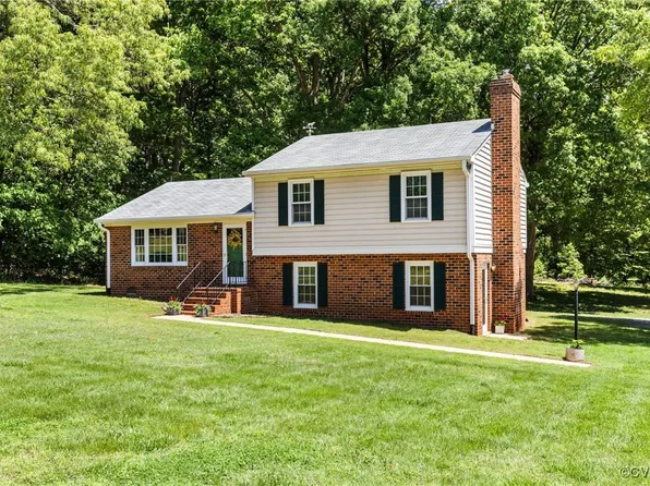 2137 Dogtown Rd, Goochland, VA 23063