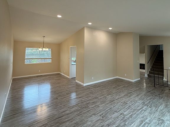 4th image of 3368 Linda Mesa Way