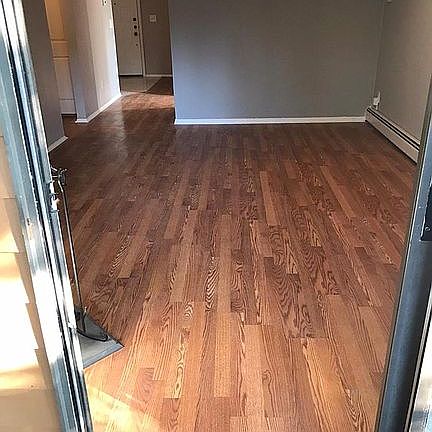 3rd image of 15 Greenridge Ave APT 8