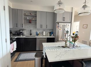 287 Maverick St, Boston, MA 02128