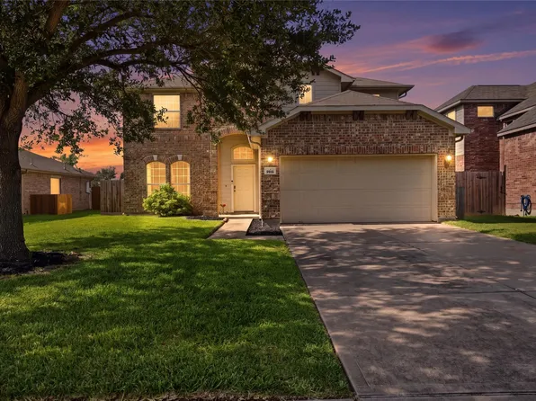 9114 Creekside Dr, Hitchcock, TX 77563