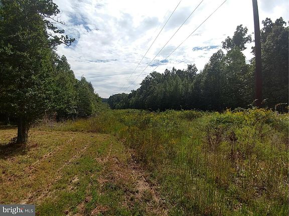 4th image of 10201 Shawnee Ln