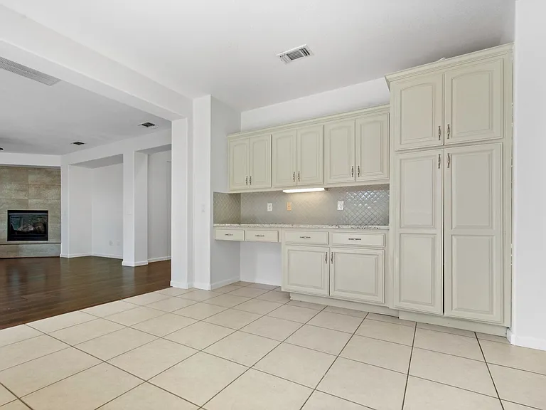 991 Zephyr Ln — Photo 20
