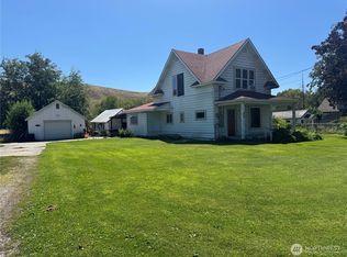 873 1st Avenue, Okanogan, WA 98840