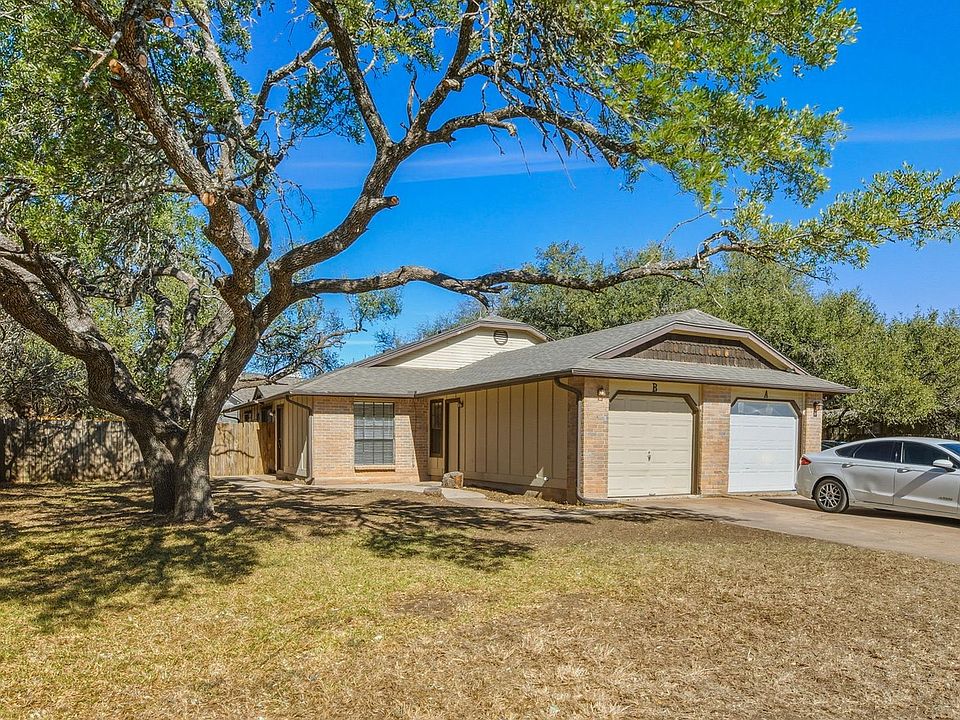 1st image of 8904 Pineridge Dr #B
