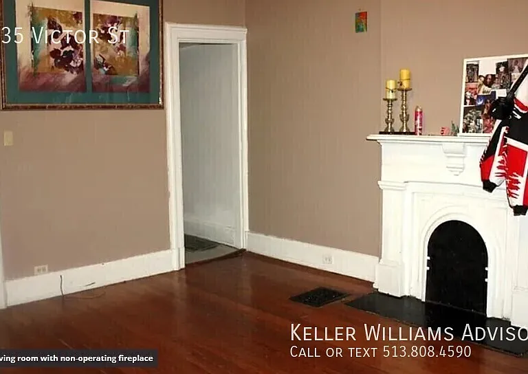 2235 Victor St — Photo 4