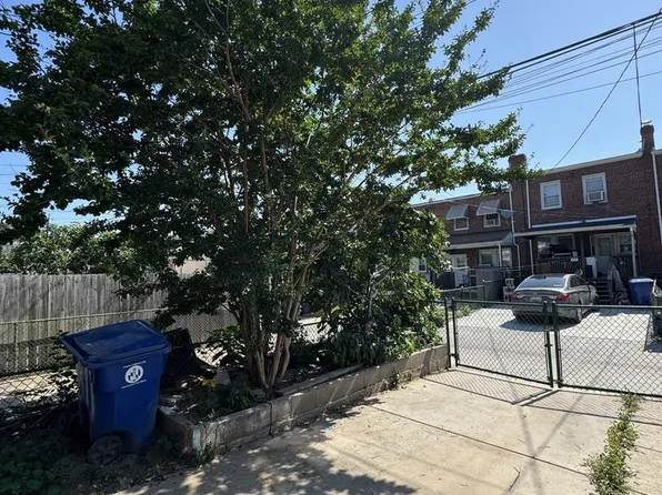 611 Savage St, Baltimore, MD 21224