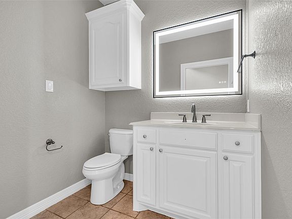 3rd image of 863 Bunkhouse Trl