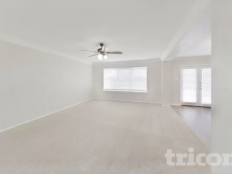 12607 Rio Grande Ln — Photo 2