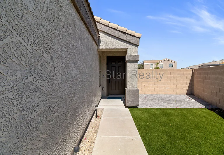 14809 N El Frio Cir — Photo 3