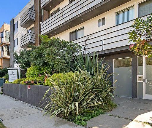 2nd image of 11260 Mississippi Ave #204