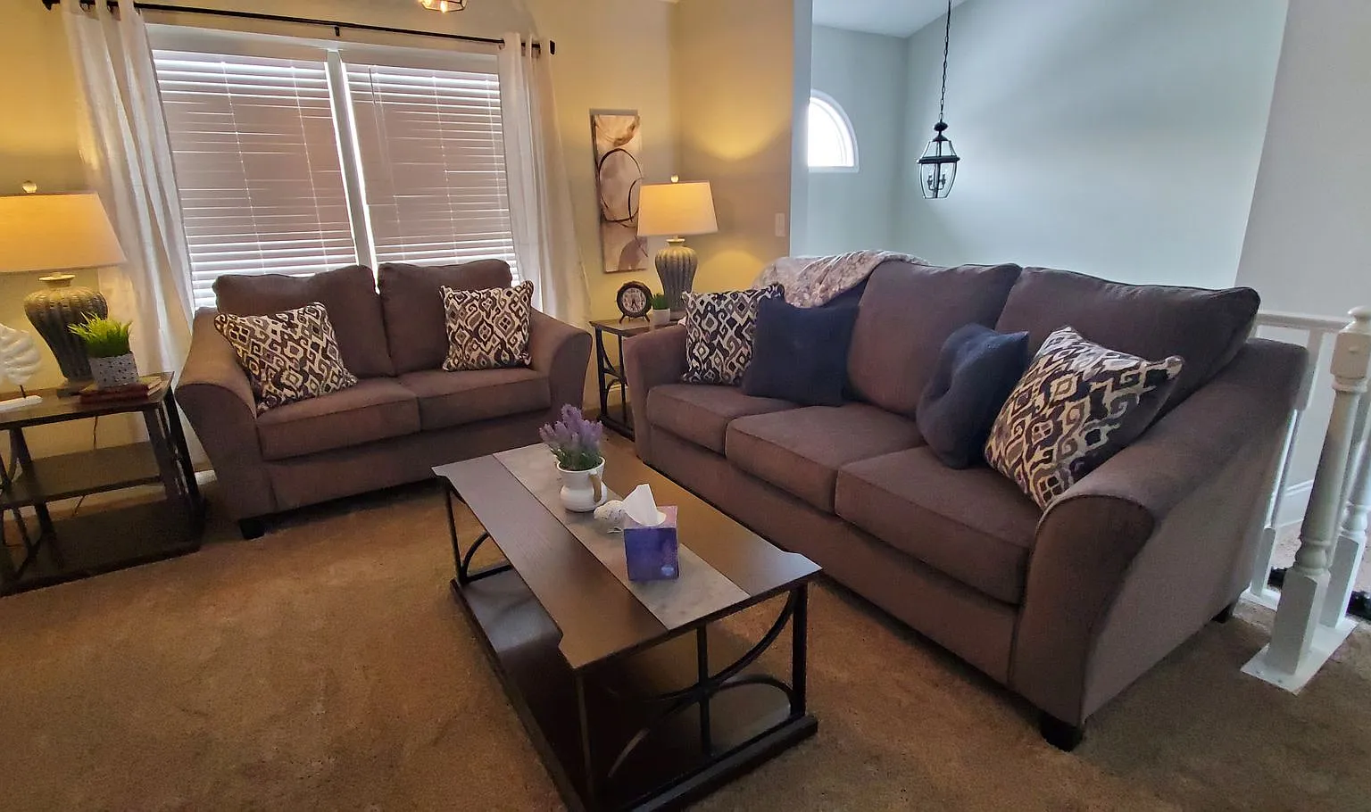 Fully Furnished Luxury Rental — Photo 2