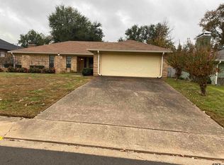 1911 Castlegate Dr, Henderson, TX 75654