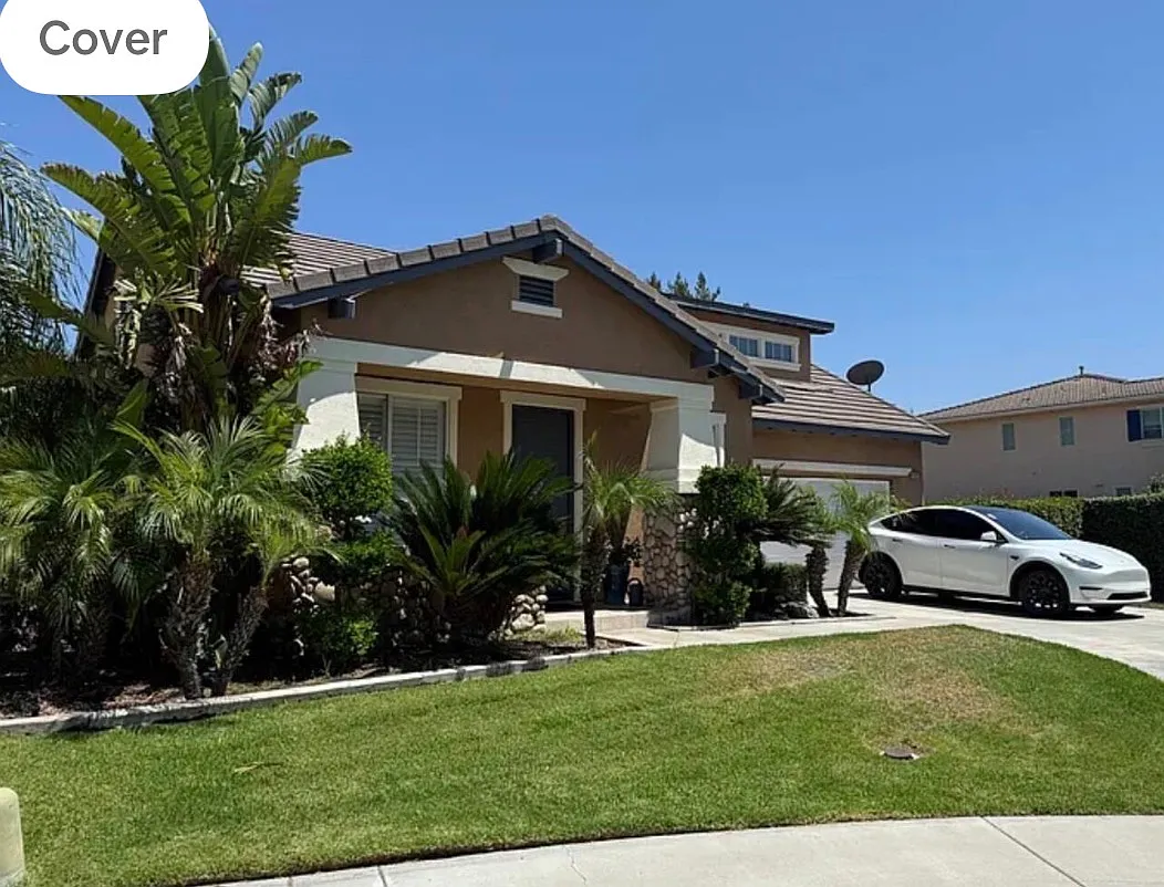 4 bed, 2586 sqft, $5,800 — Photo 1