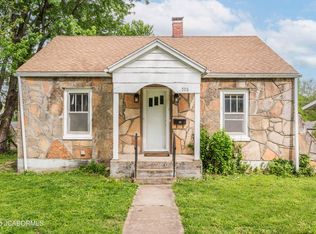 508 N Oak St, Eldon, MO 65026