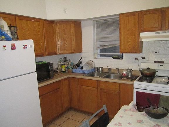 4th image of 2118 N Harlem Ave