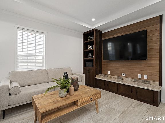 5th image of 104 B Street