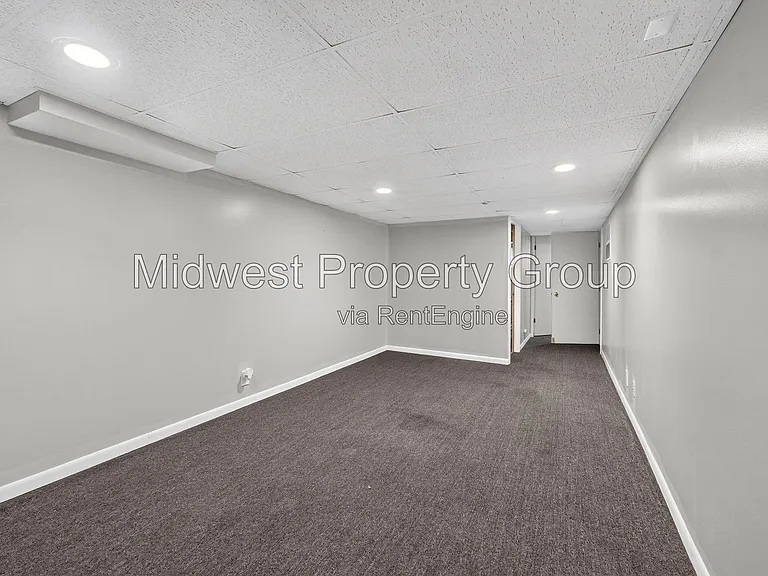 1205 Acredale Dr — Photo 19