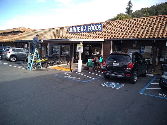 Grocery & Gas