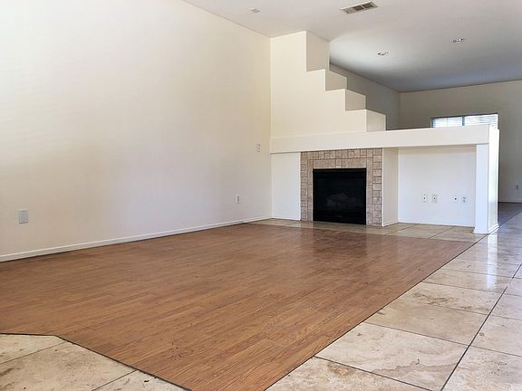 3rd image of 13488 Foxborough Way