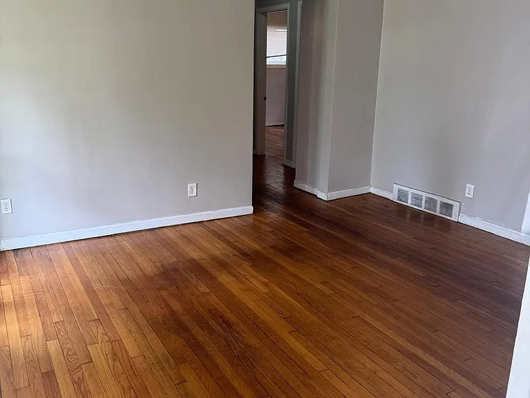 1141 Woodland Dr — Photo 11