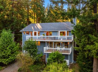 10 Bogey Ln, Bellingham, WA 98229