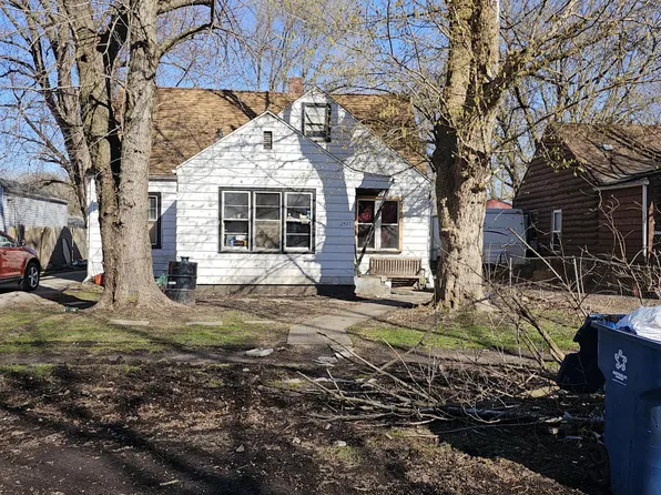 2437 Hobart St, Gary, IN 46406