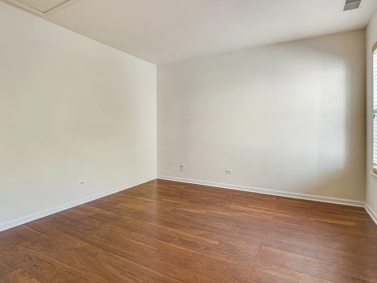 2409 Wilton Ln — Photo 16