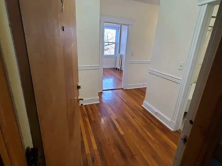 376 Riverway #12A — Photo 7
