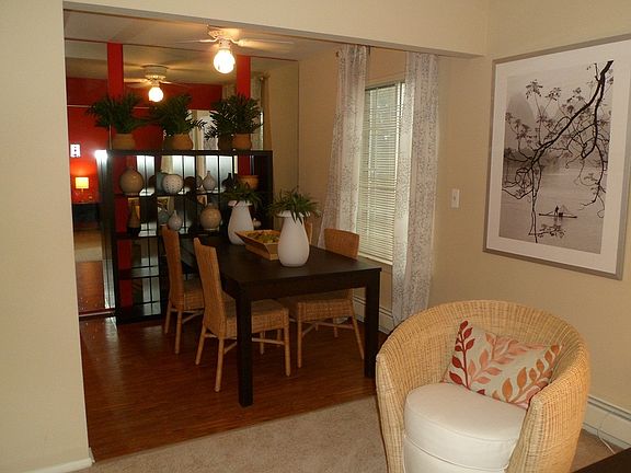 5th image of 25885 Village Green Blvd APT 109