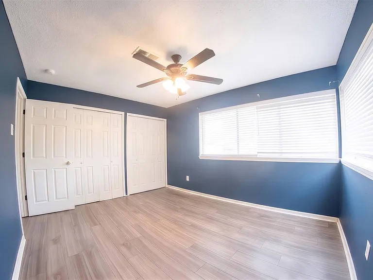 4904 Meadow Lark Ln — Photo 6