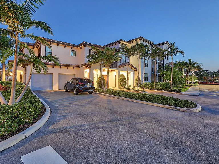 Attached Garages available with Select Floor Plans.
