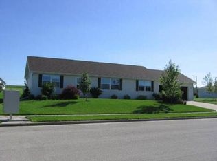 123 Southgate Dr, Eden, WI 53019