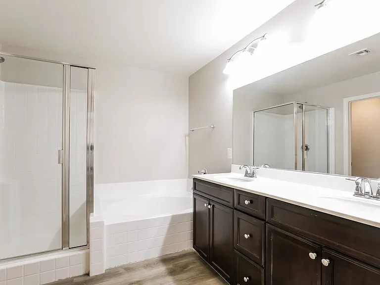 7563 Bethel Cove Ct — Photo 10