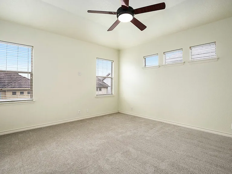 1210 Tweed Willow — Photo 10