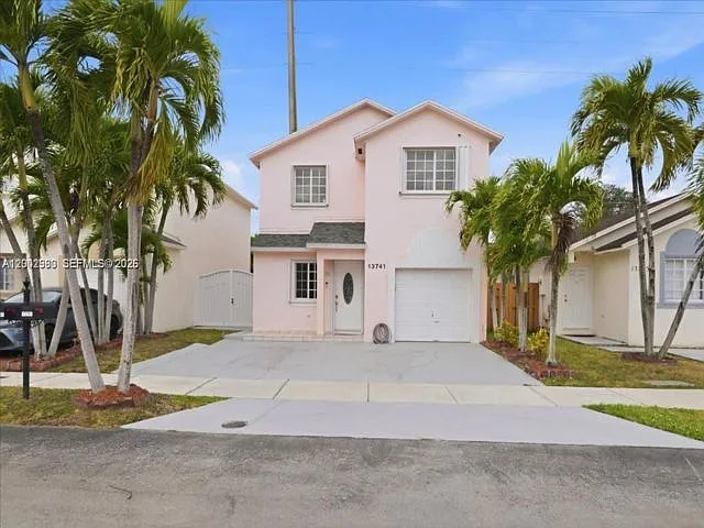 13741 SW 160th Ter #0 — Photo 1