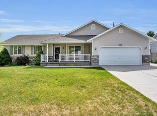 1326 Cedarwood Rd, Tooele, UT 84074