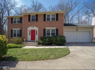 10430 Stallworth Ct, Fairfax, VA 22032