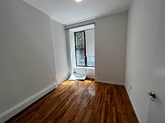 Rented by Salon Realty Corp