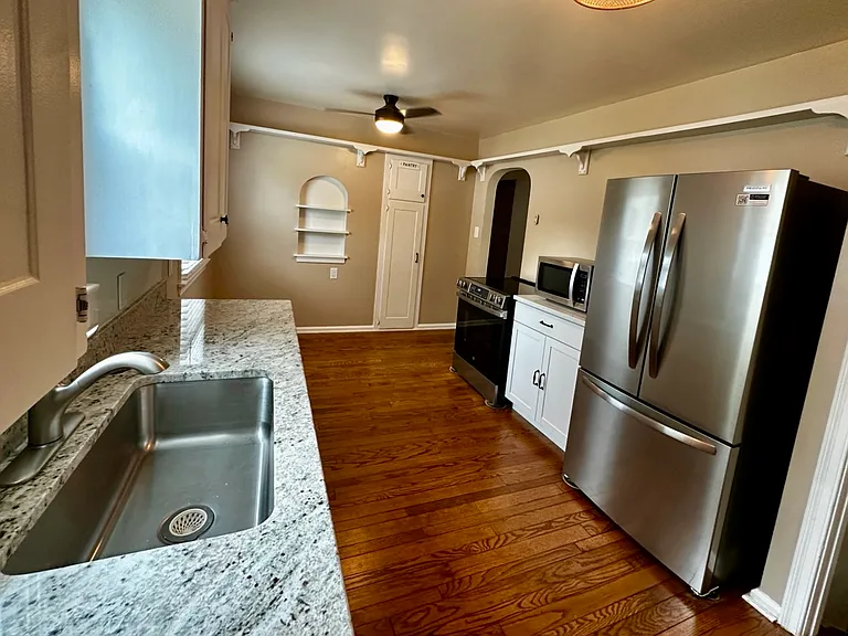 2778 Bellwood Ave — Photo 6