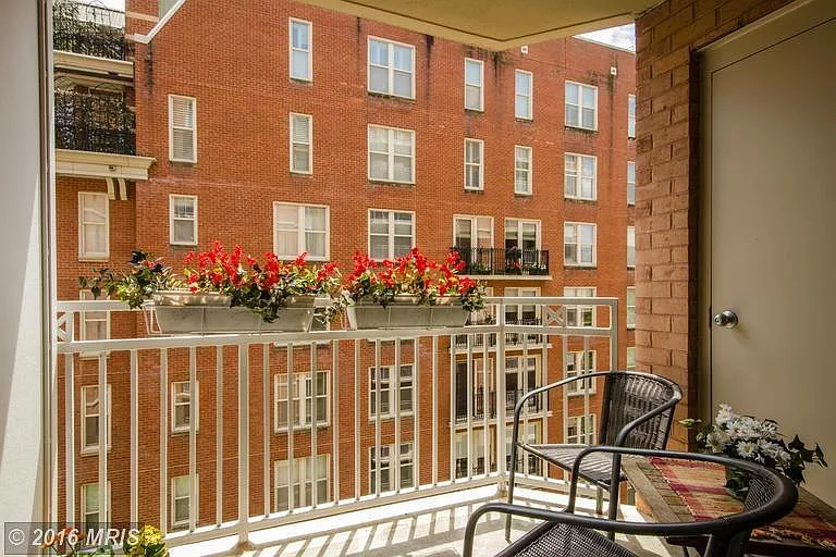 7500 Woodmont Ave #8 — Photo 15