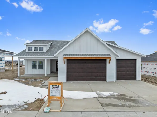 3022 29th Ave W, Williston, ND 58801