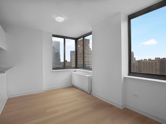 5th image of 200 W 60th St APT 19C