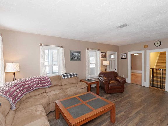 5th image of 37 Academy St